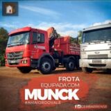 Frota de caminhões com Munck Frota de caminhões com Munck